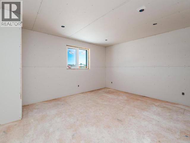 35 Wyvern Avenue, Whitehorse, Yukon Y1A 0T6 - Photo 16 - 17147