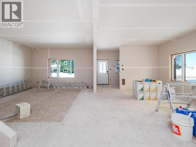 35 Wyvern Avenue, Whitehorse, Yukon Y1A 0T6 - Photo 9 - 17147