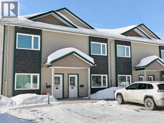 56-25 Wann Road, Whitehorse, Yukon Y1A 4A2 - Photo 1 - 17150