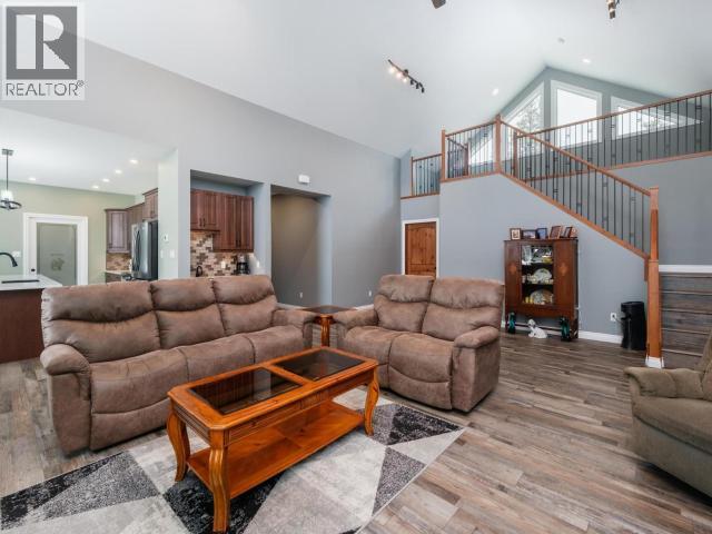 348 Dusty Trail, Whitehorse North, Yukon Y1A 6N4 - Photo 8 - 17155