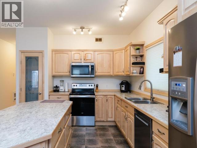 6-235 Olive May Way, Whitehorse, Yukon Y1A 0R5 - Photo 6 - 17181