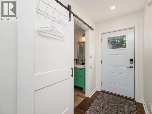 205 Rainbow Road, Whitehorse, Yukon  Y1A 5H8 - Photo 3 - 17216