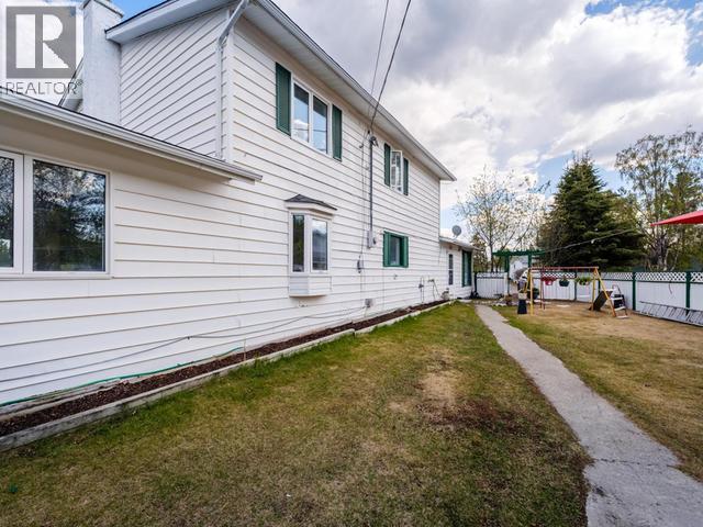 1201 Hickory Street, Whitehorse, Yukon  Y1A 4M4 - Photo 4 - 17255