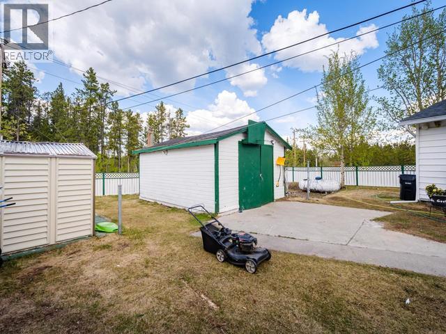 1201 Hickory Street, Whitehorse, Yukon  Y1A 4M4 - Photo 7 - 17255