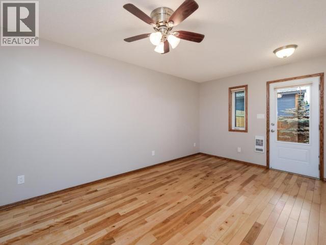 4-60 Caprice Court, Whitehorse, Yukon  Y1A 0N6 - Photo 5 - 17272