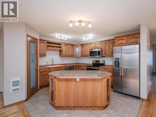 4-60 Caprice Court, Whitehorse, Yukon  Y1A 0N6 - Photo 9 - 17272
