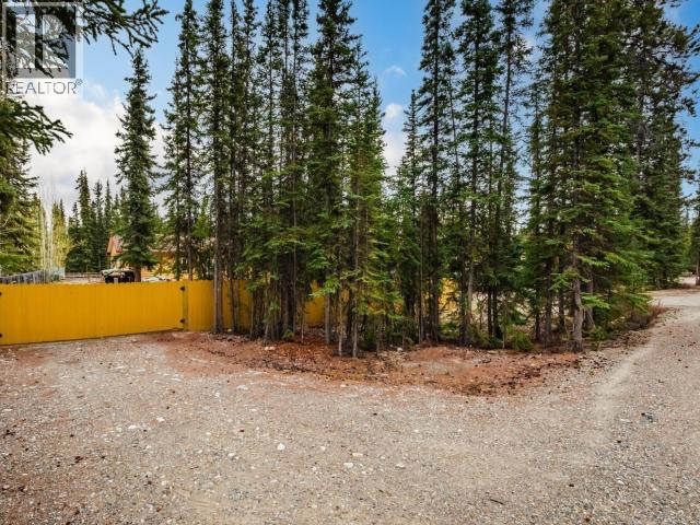 3 Canenger Way, Whitehorse South, Yukon  Y0B 1T0 - Photo 33 - 17307
