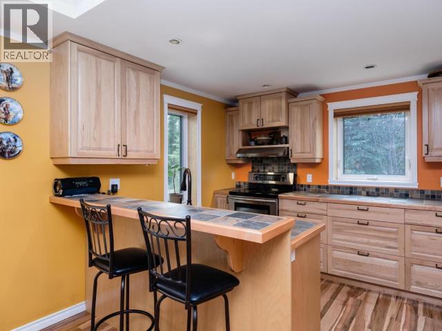 3 Canenger Way, Whitehorse South, Yukon  Y0B 1T0 - Photo 6 - 17307