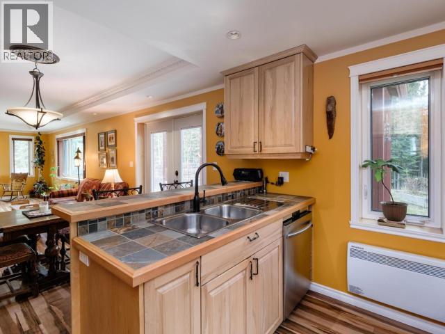 3 Canenger Way, Whitehorse South, Yukon  Y0B 1T0 - Photo 8 - 17307