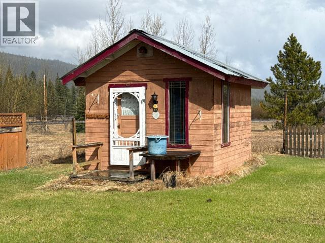 12 Fireweed Road, Dawson City, Yukon Y0B 1G0 - Photo 26 - 17313