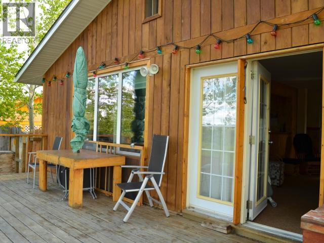 40 Ogilvie Crescent, Faro, Yukon  Y0B 1K0 - Photo 2 - 17320