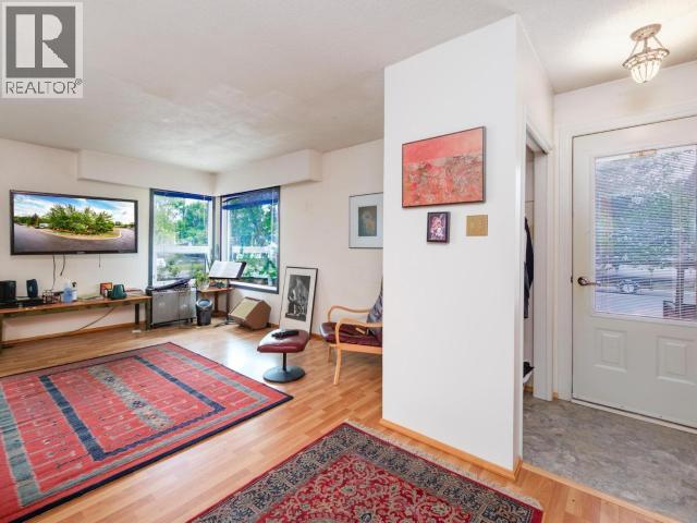 32 Tutshi Road, Whitehorse, Yukon  Y1A 3R5 - Photo 5 - 17399