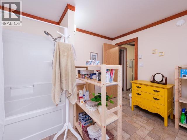 400 Ursa Way, Whitehorse North, Yukon  Y0B 1Y2 - Photo 15 - 17400