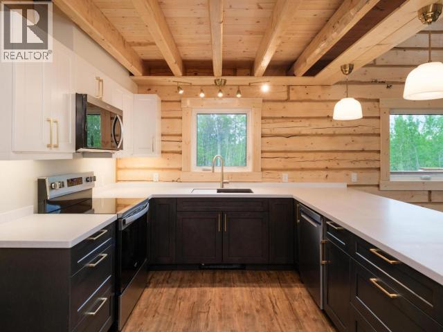 400 Ursa Way, Whitehorse North, Yukon  Y0B 1Y2 - Photo 30 - 17400