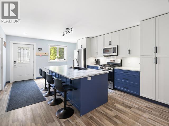 2 Woodland Drive, Whitehorse South, Yukon Y0B 1Y2 - Photo 11 - 17404
