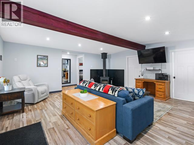 2 Woodland Drive, Whitehorse South, Yukon Y0B 1Y2 - Photo 16 - 17404