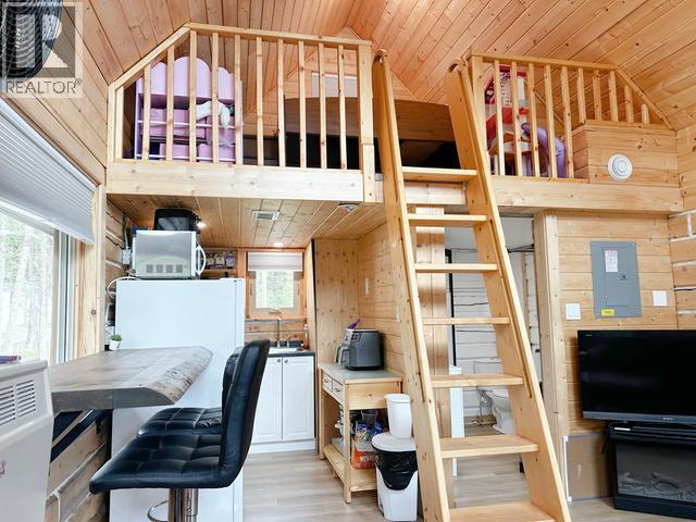 2 Woodland Drive, Whitehorse South, Yukon Y0B 1Y2 - Photo 33 - 17404