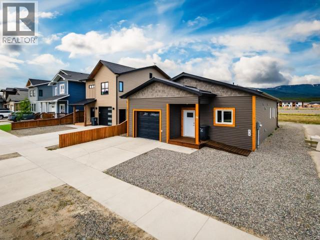44 Eugene Avenue, Whitehorse, Yukon  Y1A 0S8 - Photo 2 - 17413