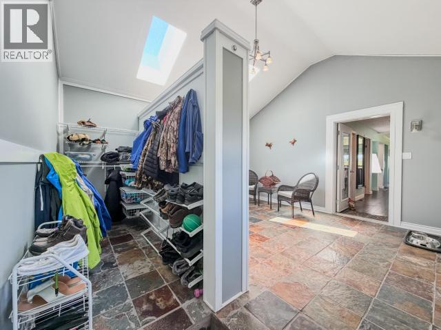 58 & 72 Shakwak Street, Haines Junction, Yukon Y0B 1H0 - Photo 10 - 17418