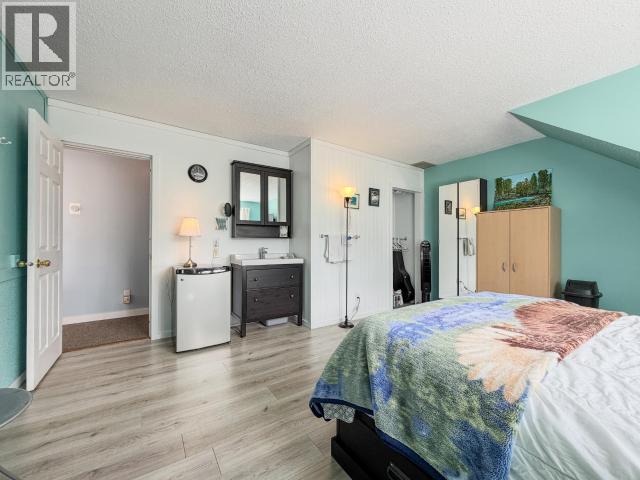 58 & 72 Shakwak Street, Haines Junction, Yukon Y0B 1H0 - Photo 45 - 17418