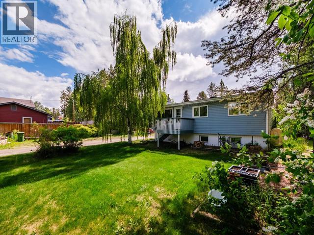 30 11th Avenue East, Whitehorse, Yukon  Y1A 4H7 - Photo 3 - 17422
