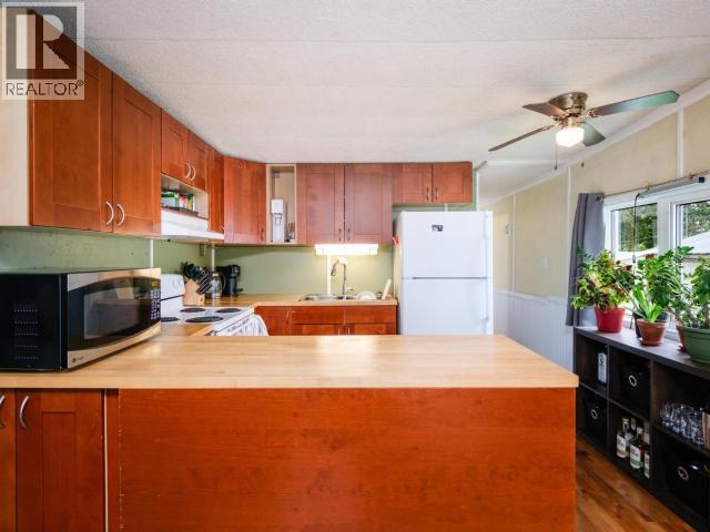 94-4 Prospector Road, Whitehorse, Yukon  Y1A 5G5 - Photo 7 - 17428