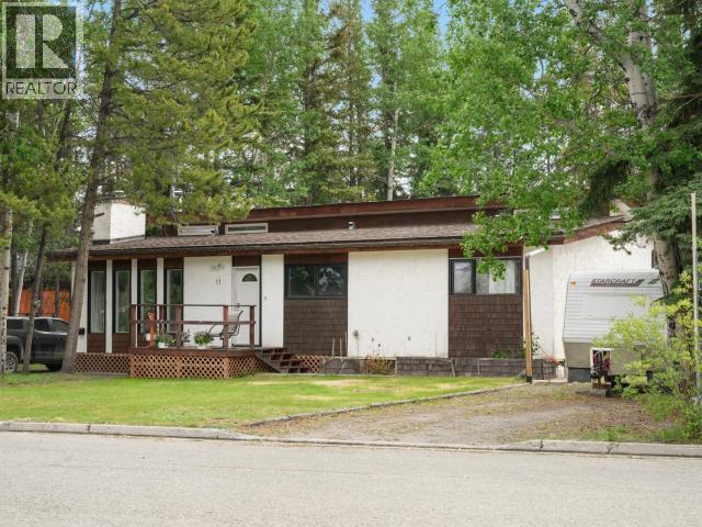 11 Basswood Street, Whitehorse, Yukon Y1A 4P4 - Photo 1 - 17440