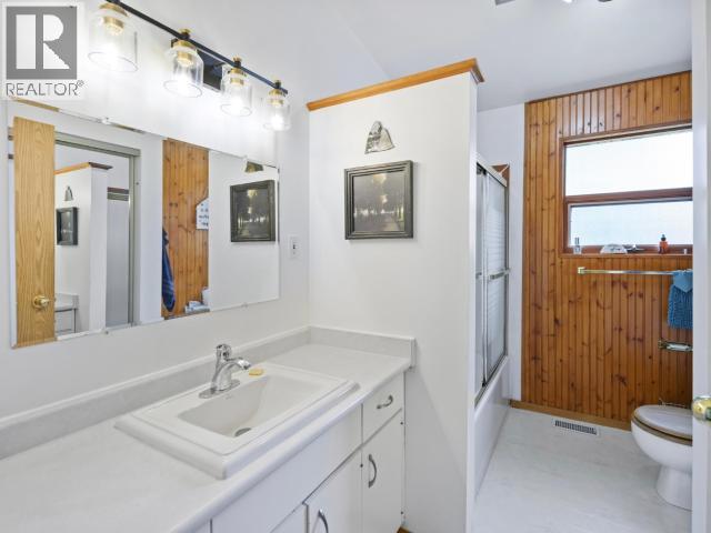 11 Basswood Street, Whitehorse, Yukon Y1A 4P4 - Photo 12 - 17440