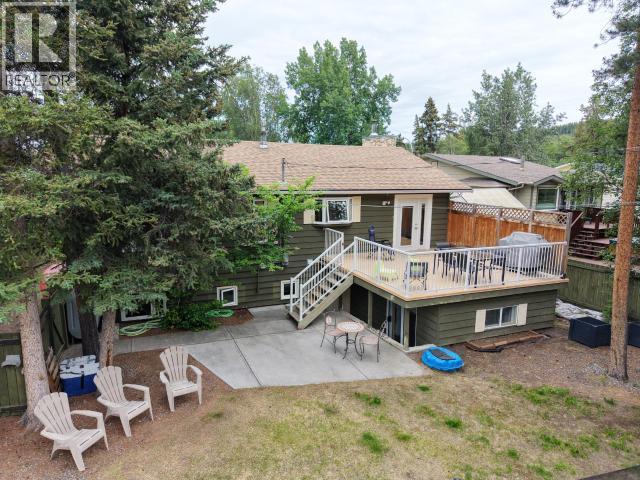 17 Hyland Crescent, Whitehorse, Yukon Y1A 4P6 - Photo 2 - 17450