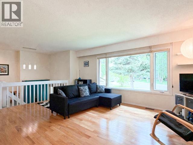 17 Hyland Crescent, Whitehorse, Yukon Y1A 4P6 - Photo 5 - 17450