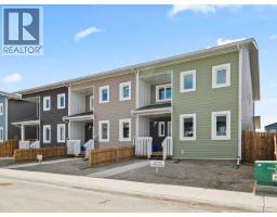 <div class="price">$638,900</div> 49 Wyvern Avenue<br>Whitehorse, Yukon<br><div class='bed_bath'>3 Bed | 3 Bath</div>