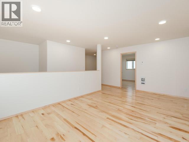 12 Quick Street, Whitehorse, Yukon Y1A 0T9 - Photo 28 - 17460