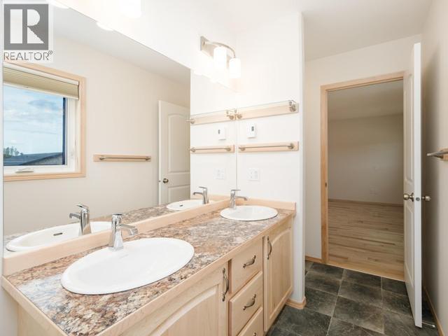 12 Quick Street, Whitehorse, Yukon Y1A 0T9 - Photo 35 - 17460
