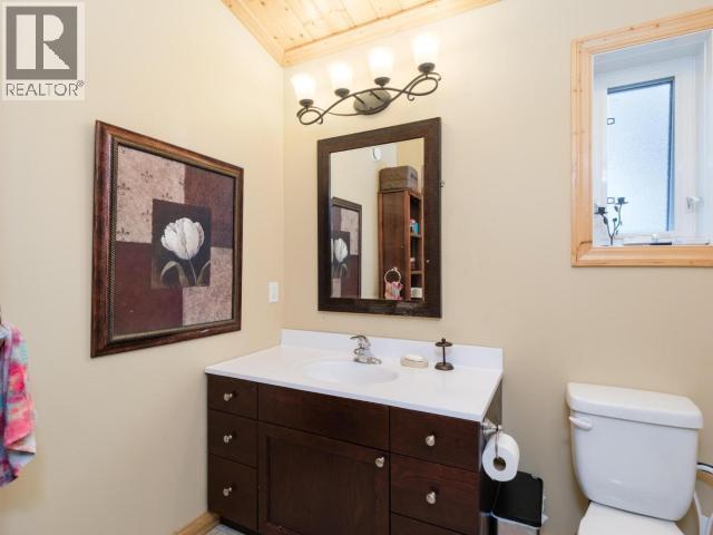 1 Pintail Place, Whitehorse, Yukon Y1A 0J5 - Photo 19 - 17485