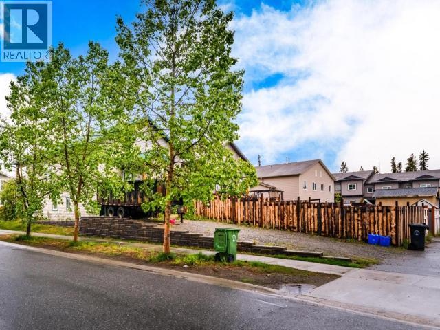 1 Pintail Place, Whitehorse, Yukon Y1A 0J5 - Photo 4 - 17485