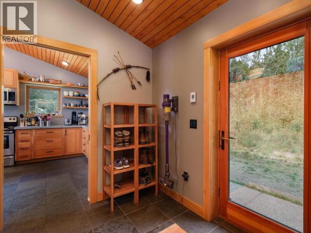 149 Springer Road, Whitehorse North, Yukon Y1A 7A2 - Photo 9 - 17490