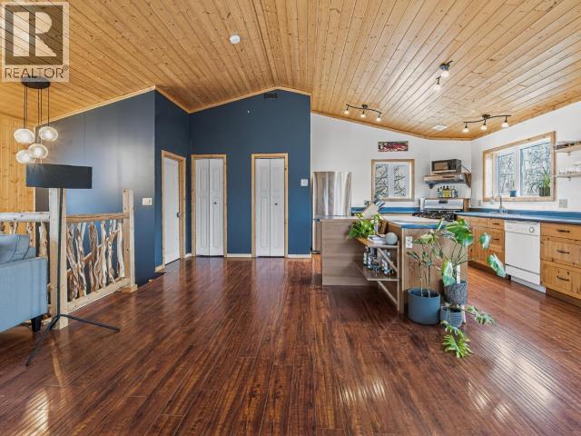104 Kennedy Street, Haines Junction, Yukon Y0B 1L0 - Photo 10 - 17526
