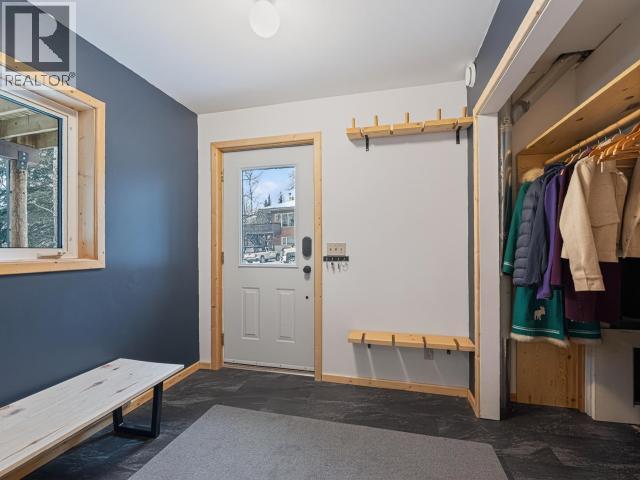 104 Kennedy Street, Haines Junction, Yukon Y0B 1L0 - Photo 15 - 17526