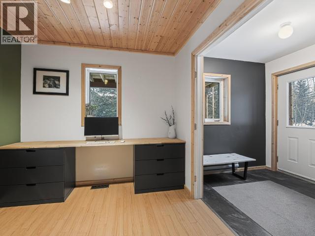 104 Kennedy Street, Haines Junction, Yukon Y0B 1L0 - Photo 17 - 17526