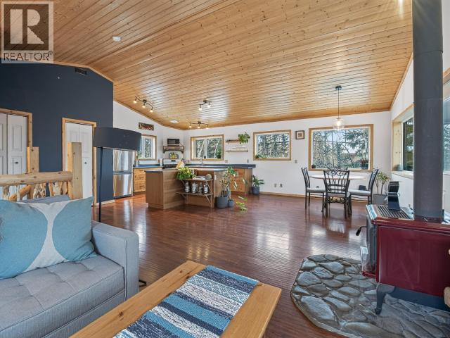 104 Kennedy Street, Haines Junction, Yukon Y0B 1L0 - Photo 6 - 17526