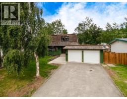 <div class="price">$759,900</div> 30 Stewart Road<br>Whitehorse, Yukon<br><div class='bed_bath'>4 Bed | 3 Bath</div>