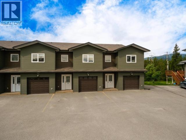 3-15 Goldeneye Place, Whitehorse, Yukon Y1A 0J7 - Photo 2 - 17534