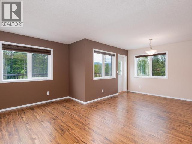 4-15 Goldeneye Place, Whitehorse, Yukon Y1A 0J7 - Photo 4 - 17535