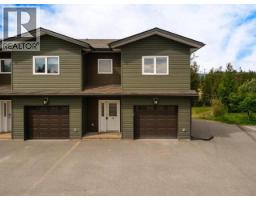 <div class="price">$569,900</div> 4-15 Goldeneye Place<br>Whitehorse, Yukon<br><div class='bed_bath'>3 Bed | 3 Bath</div>