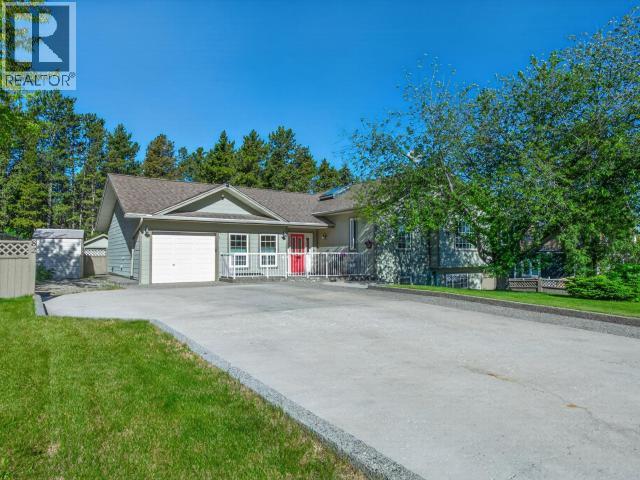 82 Ponderosa Drive, Whitehorse, Yukon Y1A 5G9 - Photo 1 - 17538