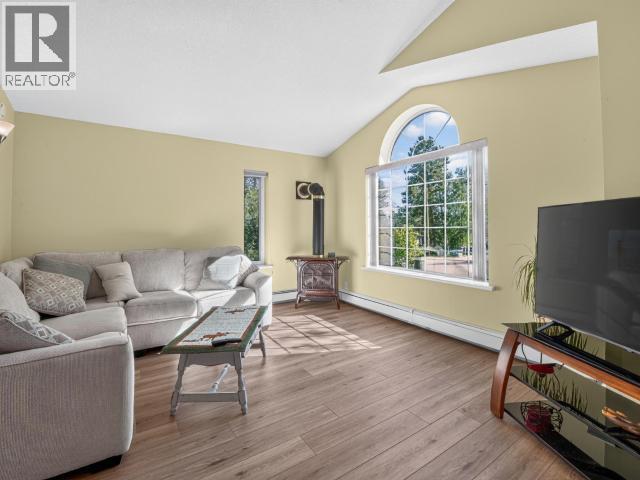 82 Ponderosa Drive, Whitehorse, Yukon Y1A 5G9 - Photo 22 - 17538