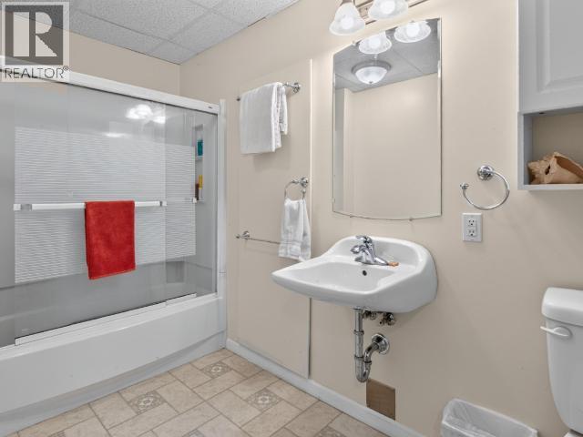 82 Ponderosa Drive, Whitehorse, Yukon Y1A 5G9 - Photo 49 - 17538