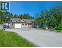 <div class="price">$829,000</div> 82 Ponderosa Drive<br>Whitehorse, Yukon<br><div class='bed_bath'>3 Bed | 3 Bath</div>